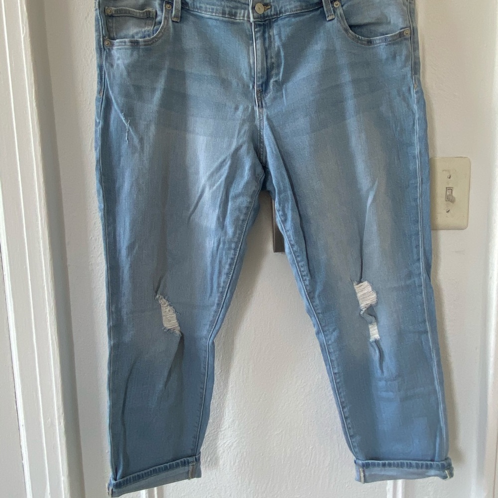 Gap girlfriend Jean